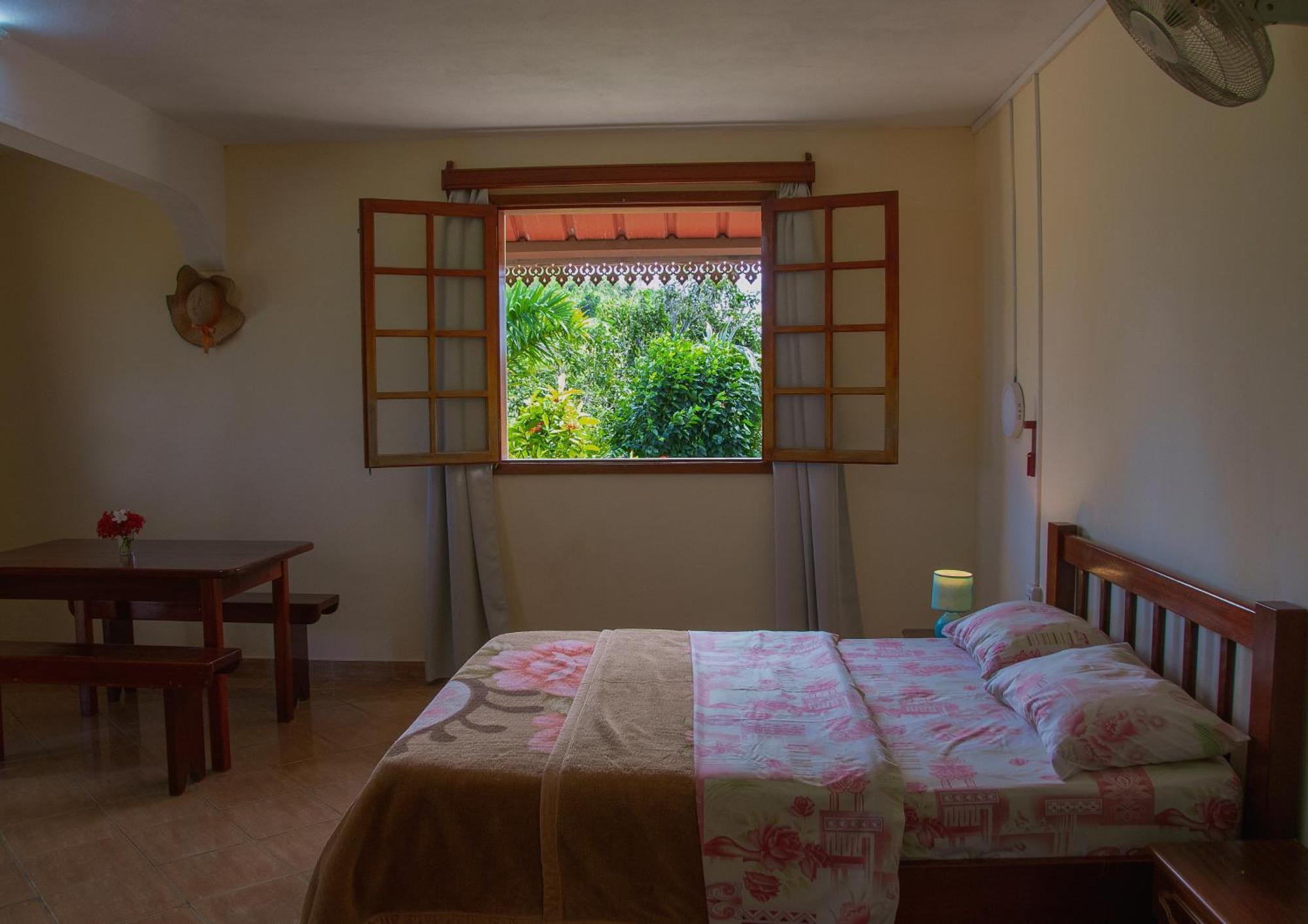 Bed and Breakfast Le Tropical Chez Jeannette à Saint Gabriel Chambre photo